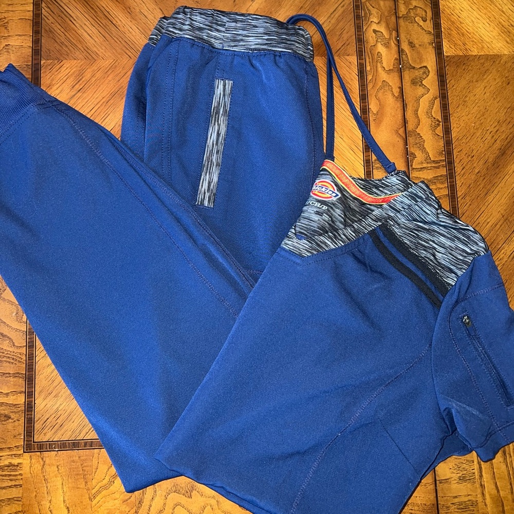 Dickies Scrub Set